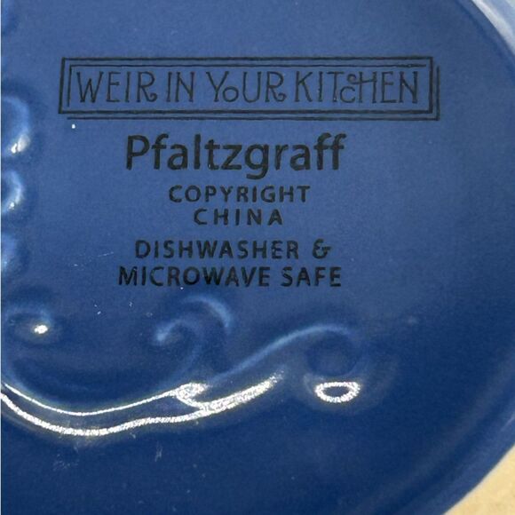 VTG Pfaltzgraff, Weir In Your Kitchen Chicory Blue 9 1/2"x 4 1/2" Batter Bowl - Picture 4 of 9